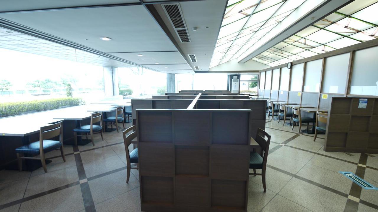 Route Inn Grantia Komatsu Airport Exterior photo